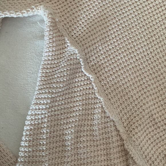 Free people womens xs oversized cold shoulder waffle knit top shirt long sleeve - Picture 6 of 9